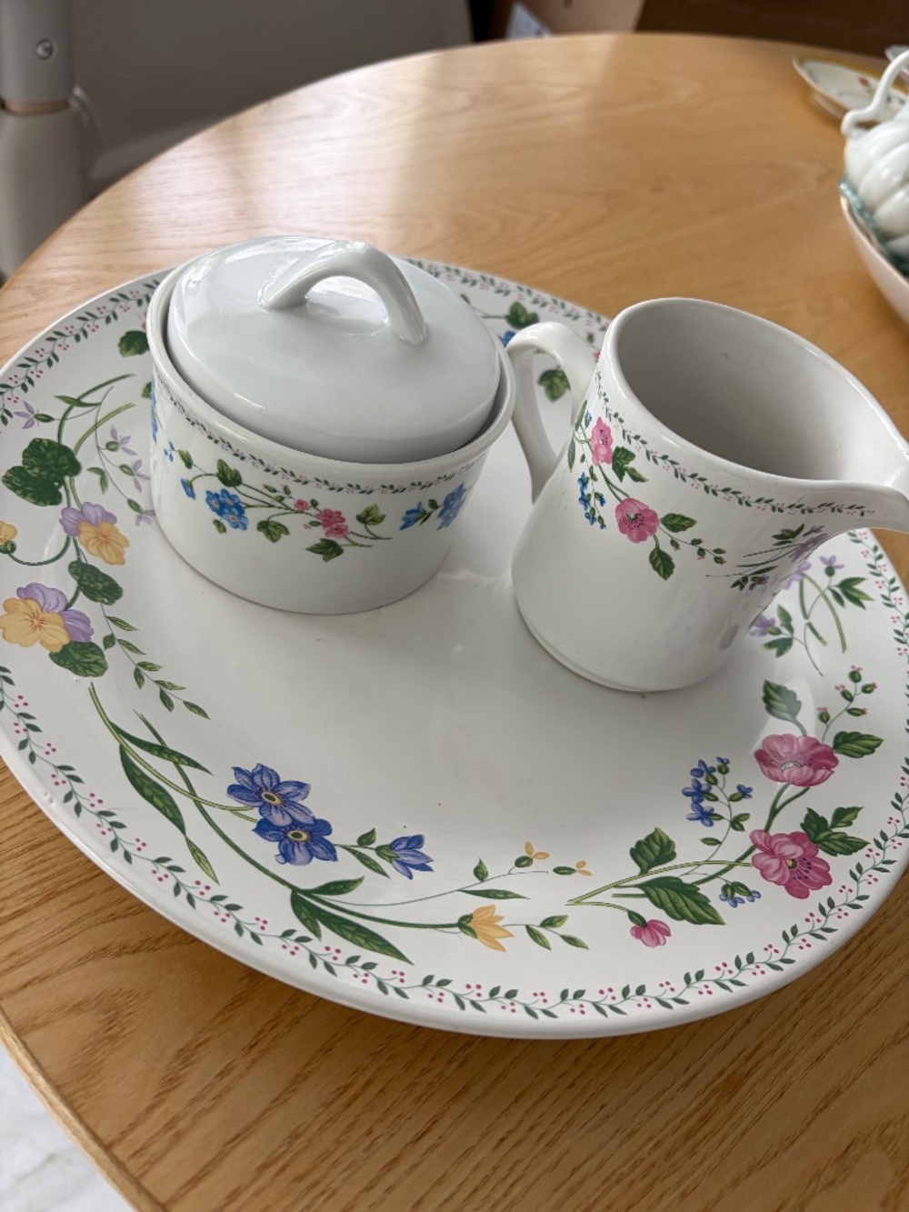 Farberware English garden platter and sugar / creamer